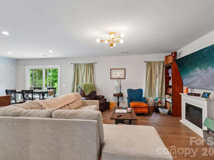 4511 Hunton Dale Road, Concord, NC 28027.  MLS# CAR4383051, YatesRealty ID 28126. 
