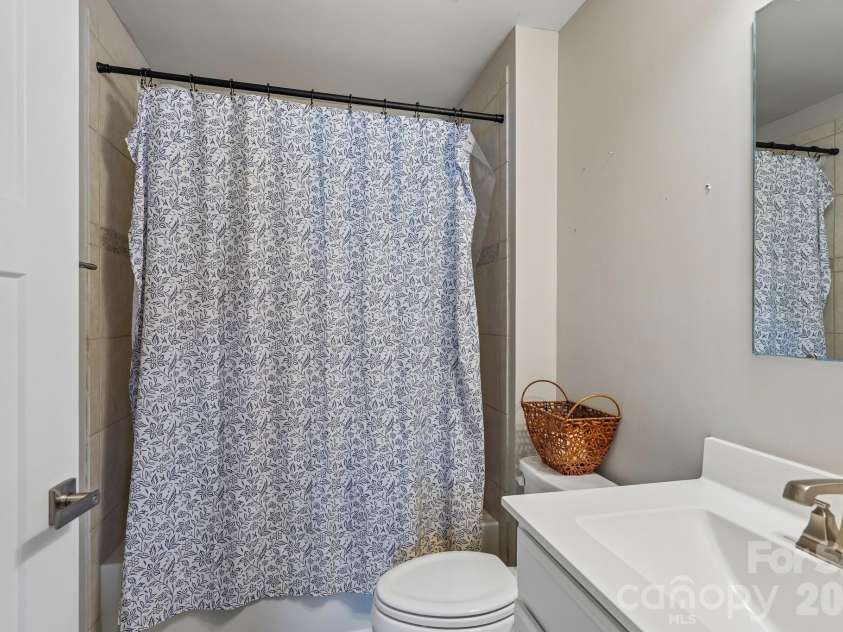 4511 Hunton Dale Road, Concord, NC 28027.  MLS# CAR4383051, YatesRealty ID 28126. 