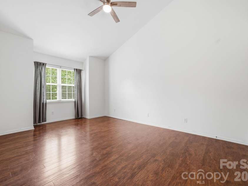 127 Citation Drive, Mooresville, NC 28117.  MLS# CAR4389366, YatesRealty ID 28127. 