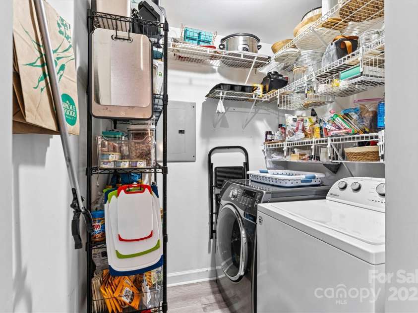 860 Jetton Street, Davidson, NC 28036.  MLS# CAR4269075, YatesRealty ID 28128. Laundry room/pantry combo