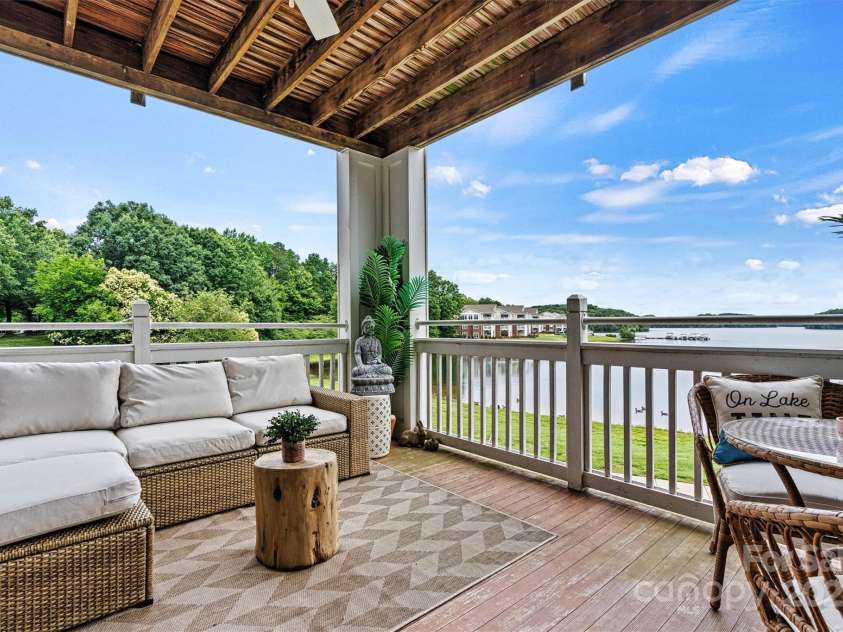 860 Jetton Street, Davidson, NC 28036.  MLS# CAR4269075, YatesRealty ID 28128. Peaceful mornings on Lake Davidson