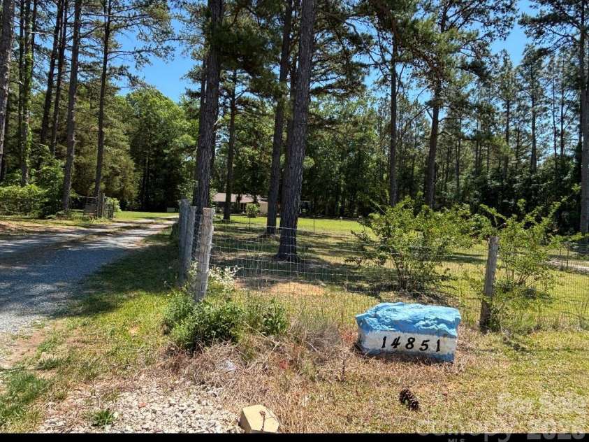 14851 Bethel Avenue Extension, Midland, NC 28107.  MLS# CAR4385379, YatesRealty ID 28129. 