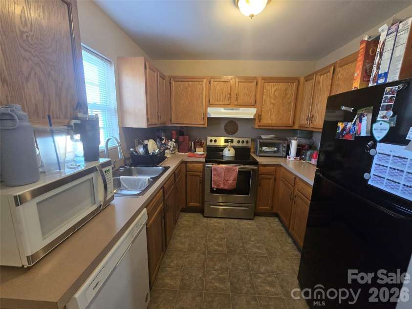 306 Roswell Street, Troy, NC 27371.  MLS# CAR4337186, YatesRealty ID 2813. 