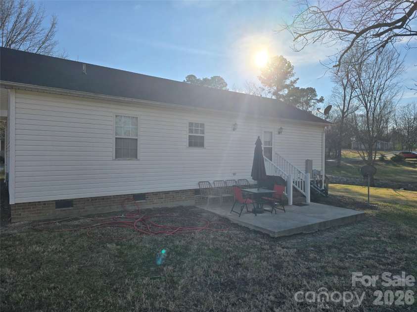 306 Roswell Street, Troy, NC 27371.  MLS# CAR4337186, YatesRealty ID 2813. 
