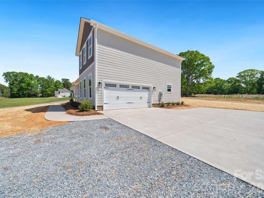 816 Rocky River Road, Monroe, NC 28112.  MLS# CAR4292309, YatesRealty ID 2813. 