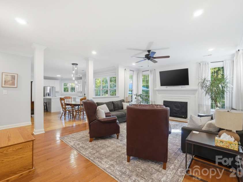 11915 Austin Court, Mint Hill, NC 28227.  MLS# CAR4381434, YatesRealty ID 28130. 