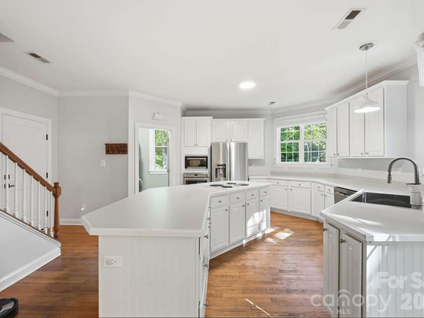 11915 Austin Court, Mint Hill, NC 28227.  MLS# CAR4381434, YatesRealty ID 28130. 