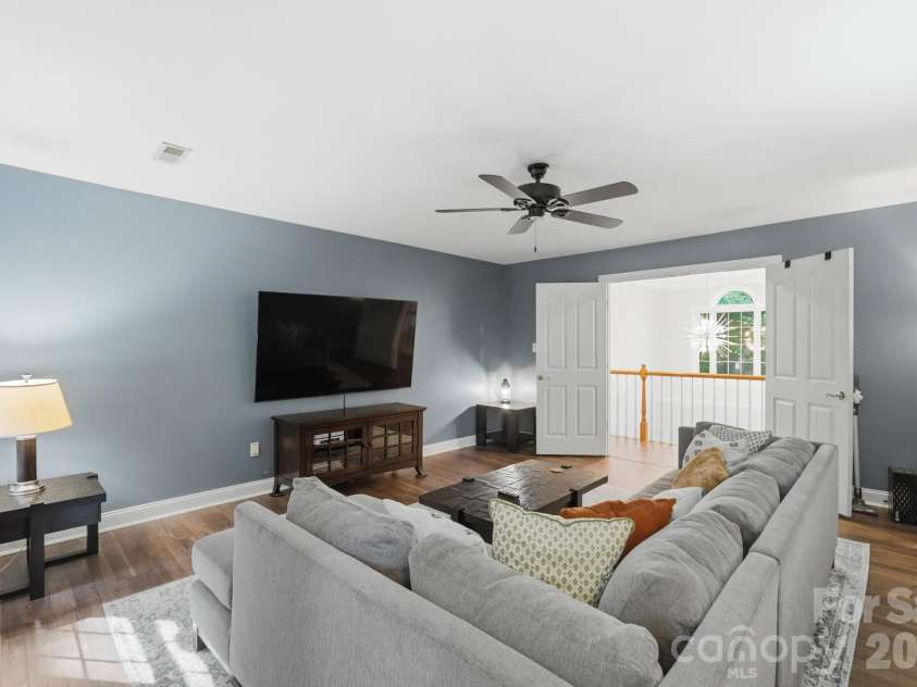 11915 Austin Court, Mint Hill, NC 28227.  MLS# CAR4381434, YatesRealty ID 28130. 