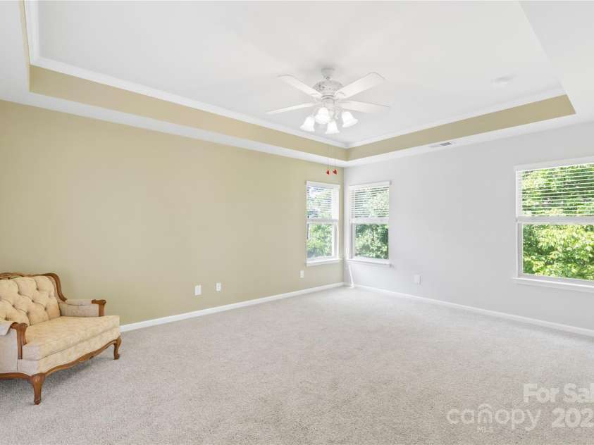 120 Carolinian Drive, Statesville, NC 28677.  MLS# CAR4274569, YatesRealty ID 28131. 