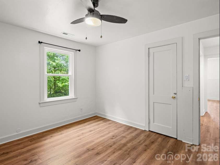 205 Old Fort Road, Fairview, NC 28730.  MLS# CAR4386603, YatesRealty ID 28131. 