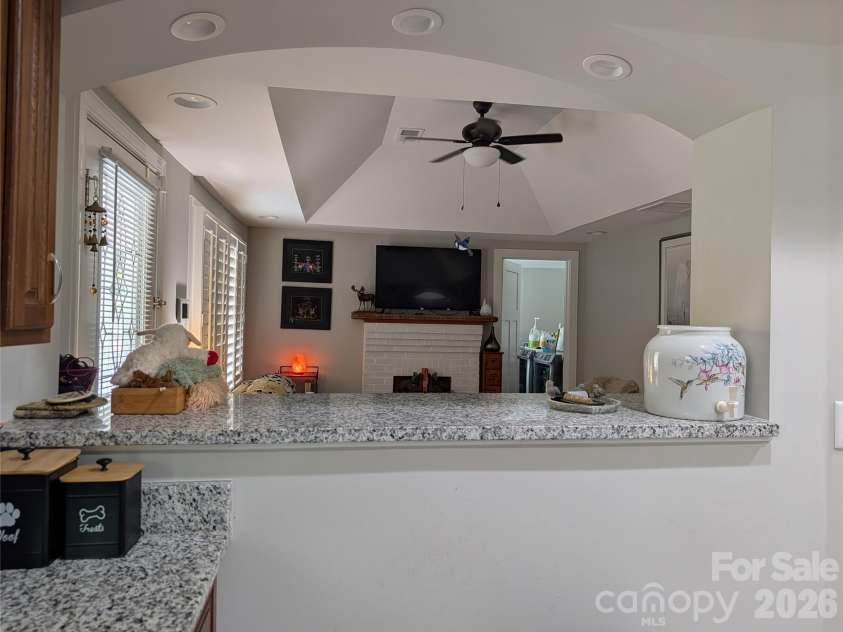 261 Broad Drive, Concord, NC 28025.  MLS# CAR4387853, YatesRealty ID 28132. 