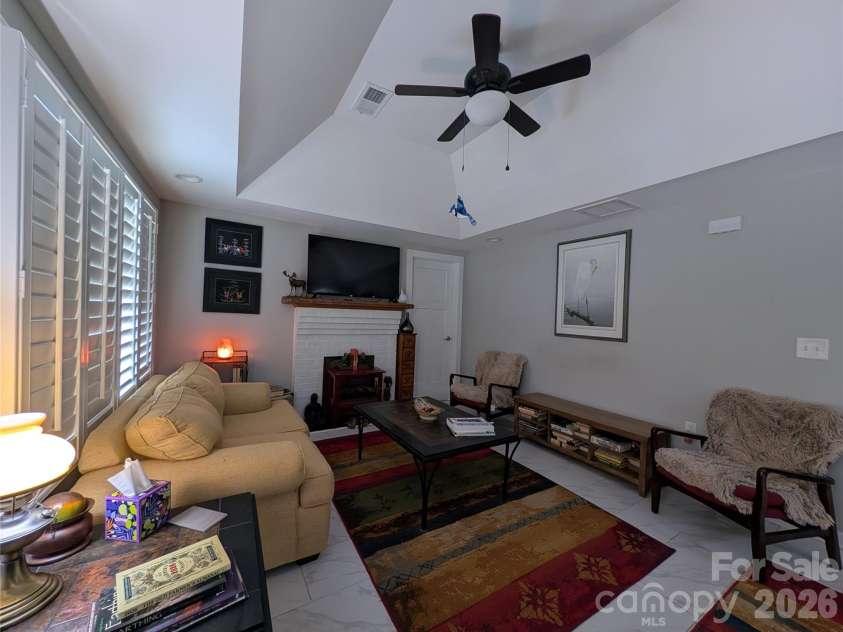 261 Broad Drive, Concord, NC 28025.  MLS# CAR4387853, YatesRealty ID 28132. 