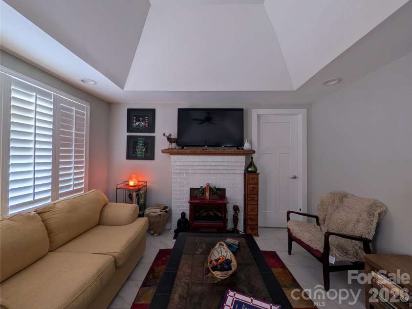 261 Broad Drive, Concord, NC 28025.  MLS# CAR4387853, YatesRealty ID 28132. 