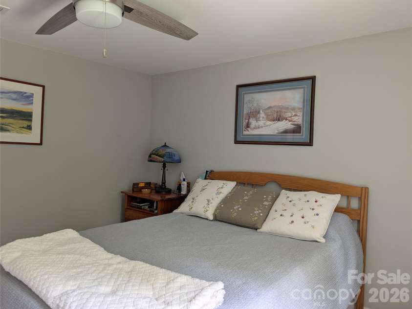 261 Broad Drive, Concord, NC 28025.  MLS# CAR4387853, YatesRealty ID 28132. 
