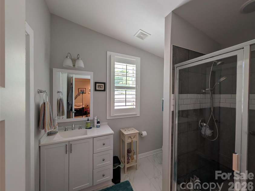 261 Broad Drive, Concord, NC 28025.  MLS# CAR4387853, YatesRealty ID 28132. 