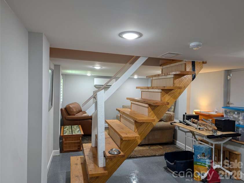 261 Broad Drive, Concord, NC 28025.  MLS# CAR4387853, YatesRealty ID 28132. 