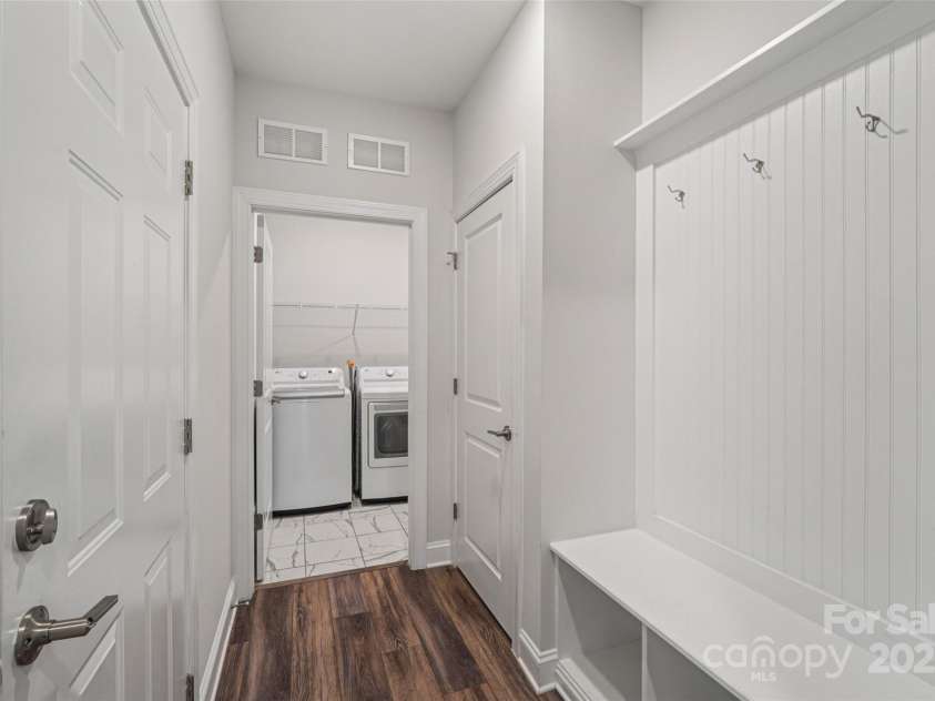 507 Yucatan Drive, Waxhaw, NC 28173.  MLS# CAR4273954, YatesRealty ID 28132. 