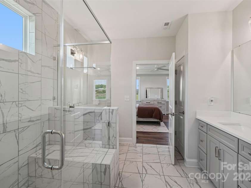 507 Yucatan Drive, Waxhaw, NC 28173.  MLS# CAR4273954, YatesRealty ID 28132. 