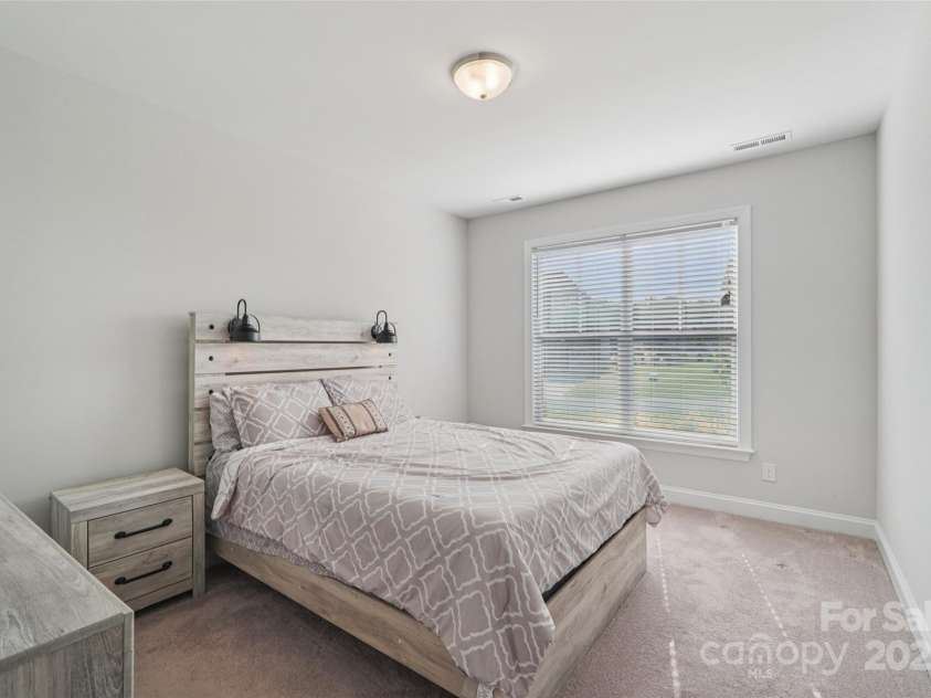 507 Yucatan Drive, Waxhaw, NC 28173.  MLS# CAR4273954, YatesRealty ID 28132. 