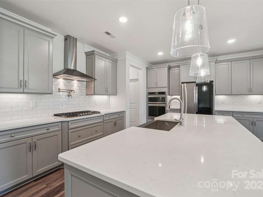 507 Yucatan Drive, Waxhaw, NC 28173.  MLS# CAR4273954, YatesRealty ID 28132. 