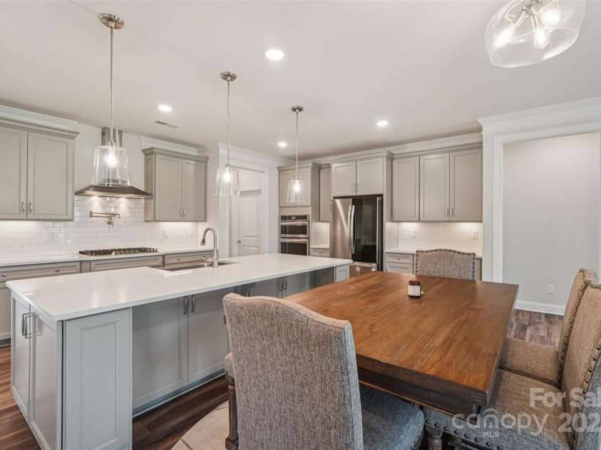 507 Yucatan Drive, Waxhaw, NC 28173.  MLS# CAR4273954, YatesRealty ID 28132. 