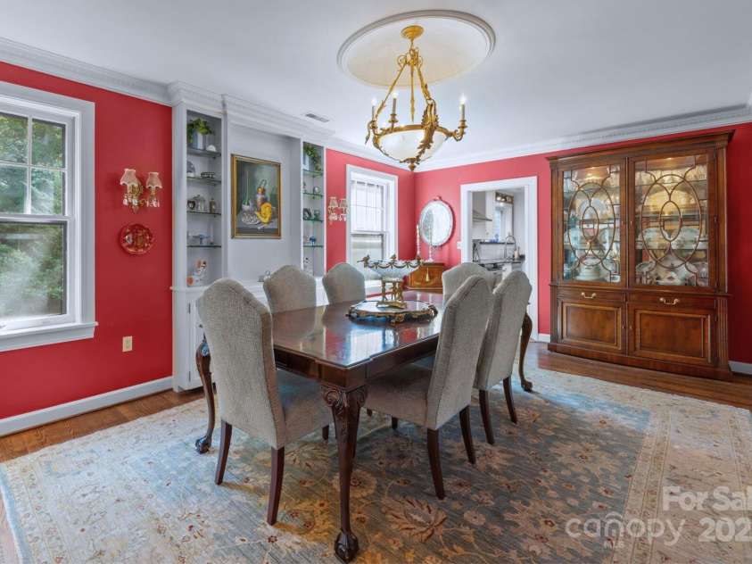 185 Macon Avenue, Asheville, NC 28804.  MLS# CAR4297815, YatesRealty ID 28133. 