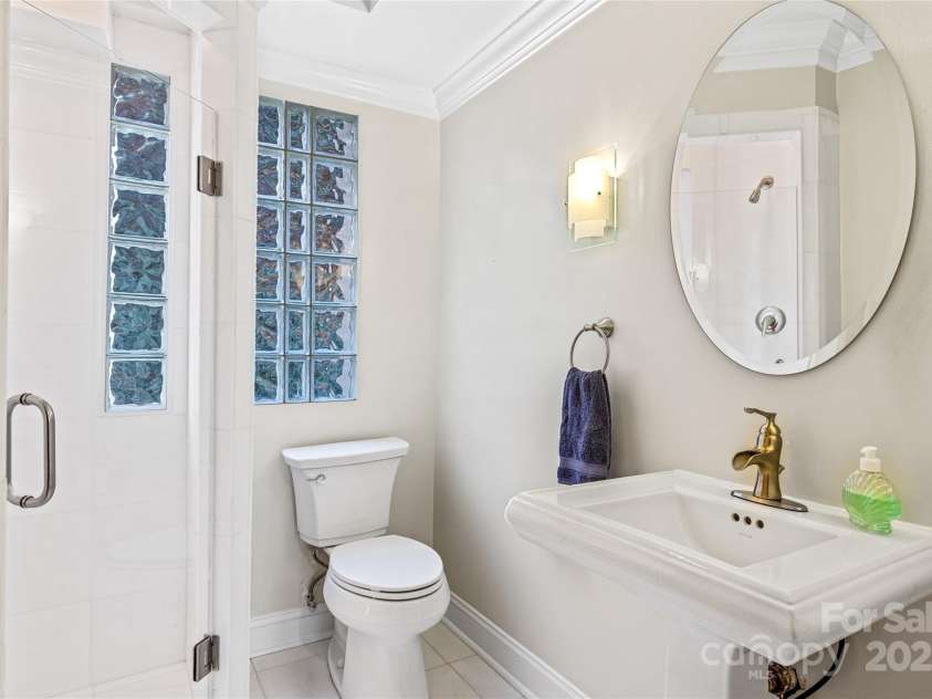 185 Macon Avenue, Asheville, NC 28804.  MLS# CAR4329475, YatesRealty ID 28133. Third bathroom 