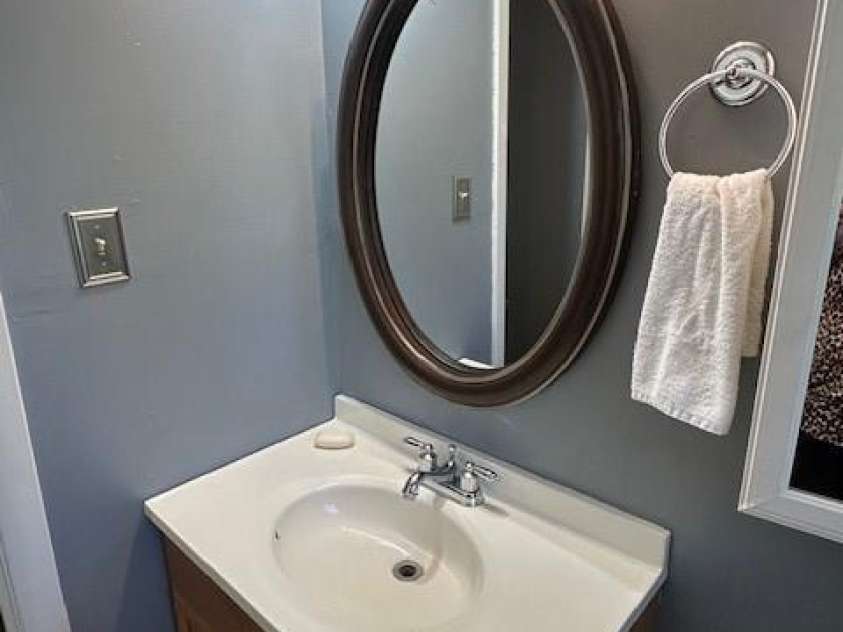847 Kathryn Drive, Concord, NC 28025.  MLS# CAR4311244, YatesRealty ID 28133. 