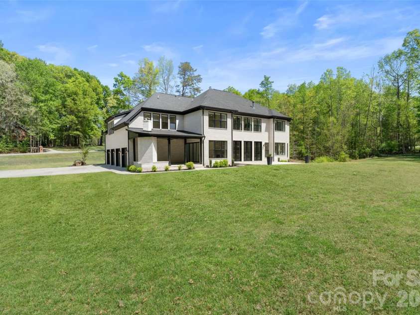 7021 Stirrup Court, Weddington, NC 28104.  MLS# CAR4365641, YatesRealty ID 28135. 