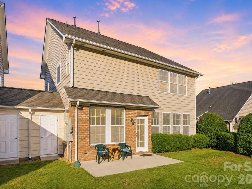 4418 Forest Gate Lane, Charlotte, NC 28270.  MLS# CAR4368058, YatesRealty ID 28136. 