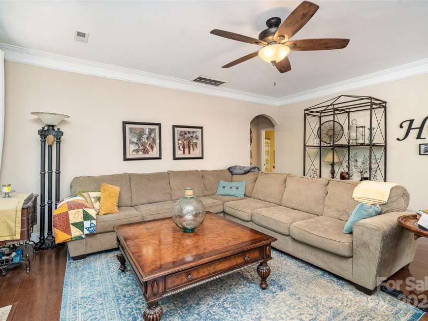 11907 Kimberfield Road, Matthews, NC 28105.  MLS# CAR4281213, YatesRealty ID 28137. Living Room