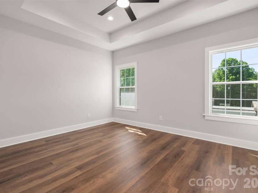 501 Snow Street, Kannapolis, NC 28081.  MLS# CAR4371237, YatesRealty ID 28137. 