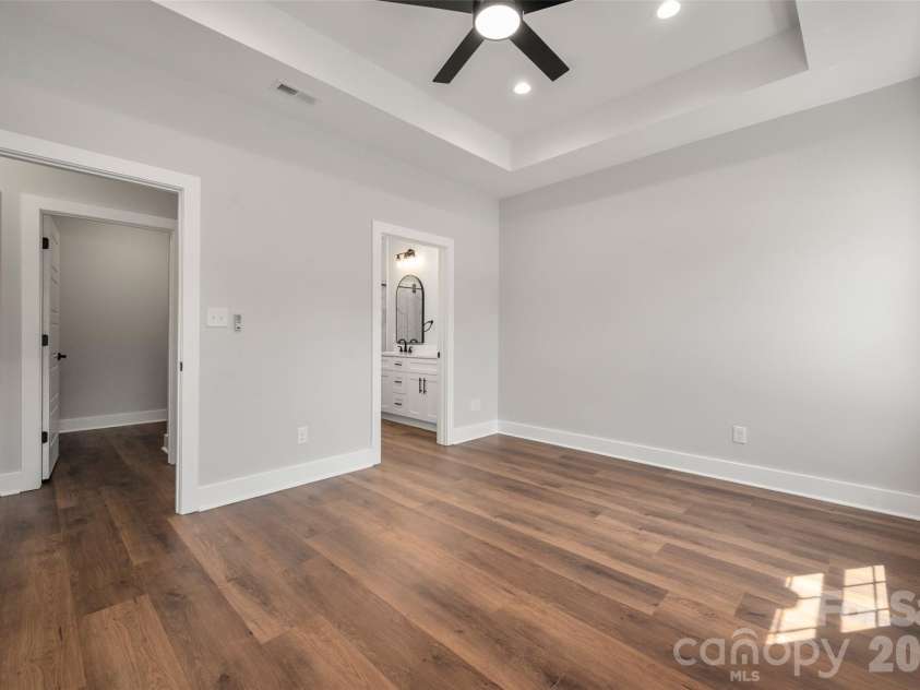 501 Snow Street, Kannapolis, NC 28081.  MLS# CAR4371237, YatesRealty ID 28137. 