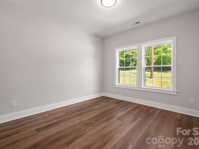501 Snow Street, Kannapolis, NC 28081.  MLS# CAR4371237, YatesRealty ID 28137. 