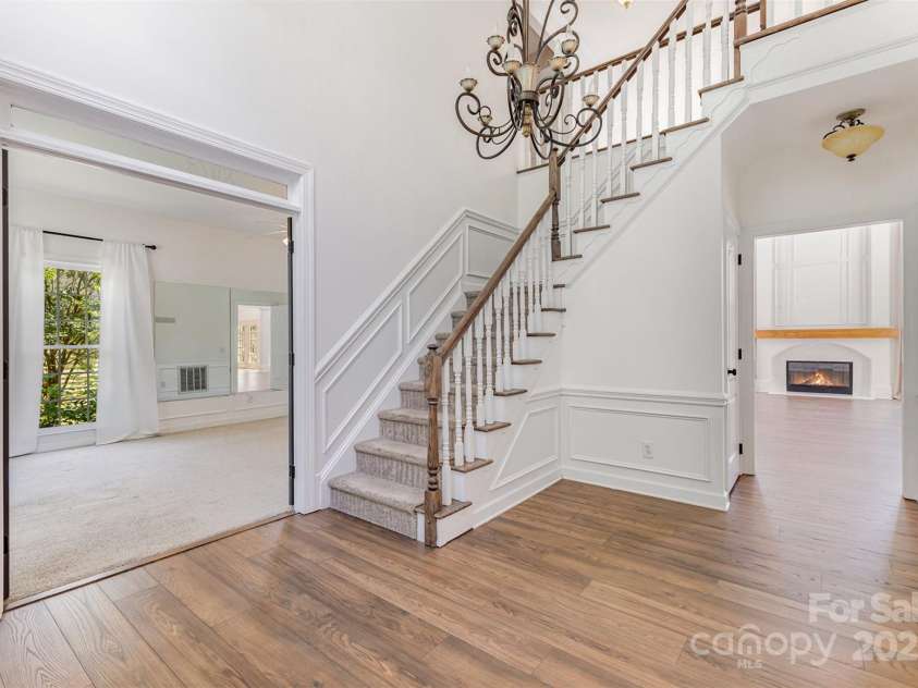 6616 Blue Sky Lane, Charlotte, NC 28269.  MLS# CAR4285053, YatesRealty ID 28139. 