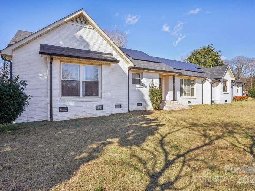 2297 Blossom Drive, Rock Hill, SC 29730.  MLS# CAR4225630, YatesRealty ID 2814. 