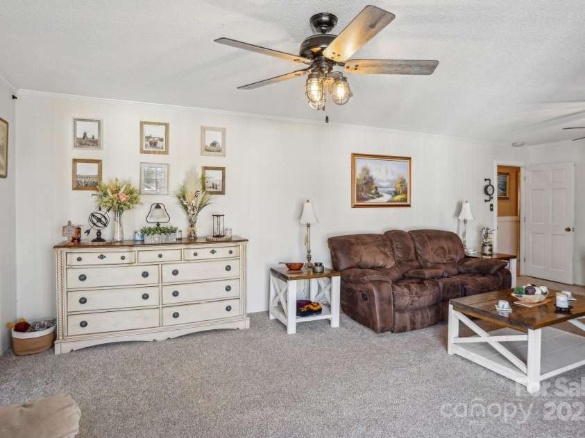 2297 Blossom Drive, Rock Hill, SC 29730.  MLS# CAR4225630, YatesRealty ID 2814. 