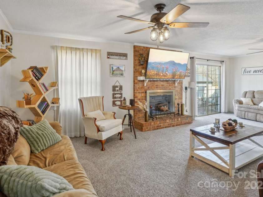 2297 Blossom Drive, Rock Hill, SC 29730.  MLS# CAR4225630, YatesRealty ID 2814. 