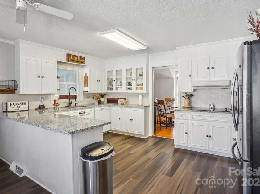 2297 Blossom Drive, Rock Hill, SC 29730.  MLS# CAR4225630, YatesRealty ID 2814. 