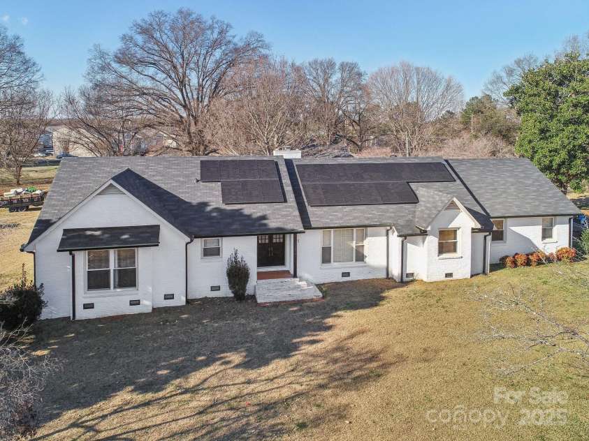 2297 Blossom Drive, Rock Hill, SC 29730.  MLS# CAR4225630, YatesRealty ID 2814. 