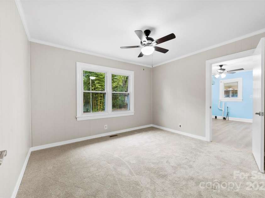2300 Linwood Road, Gastonia, NC 28052.  MLS# CAR4327047, YatesRealty ID 2814. 