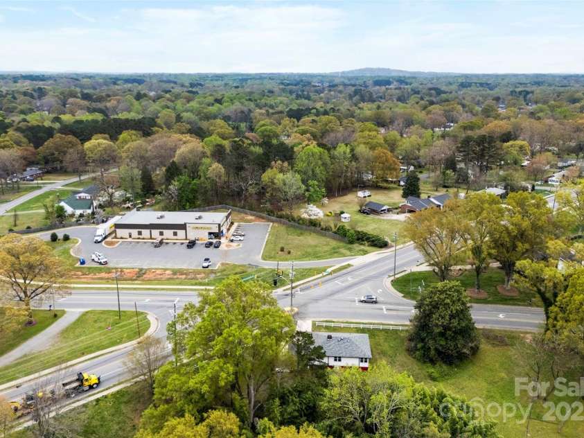 2300 Linwood Road, Gastonia, NC 28052.  MLS# CAR4327047, YatesRealty ID 2814. 