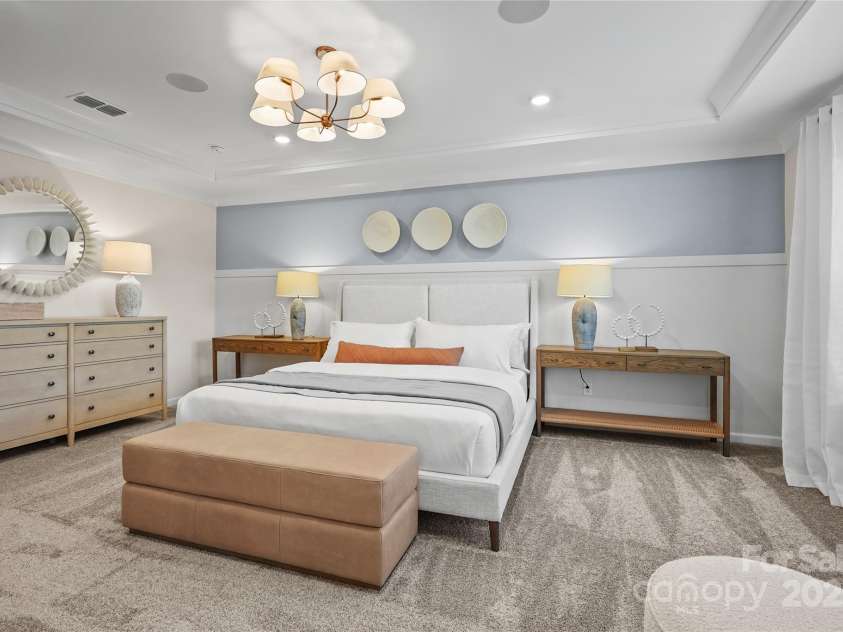 14110 New Crest Drive, Huntersville, NC 28078.  MLS# CAR4280843, YatesRealty ID 28140. 