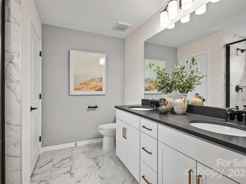 14110 New Crest Drive, Huntersville, NC 28078.  MLS# CAR4280843, YatesRealty ID 28140. 