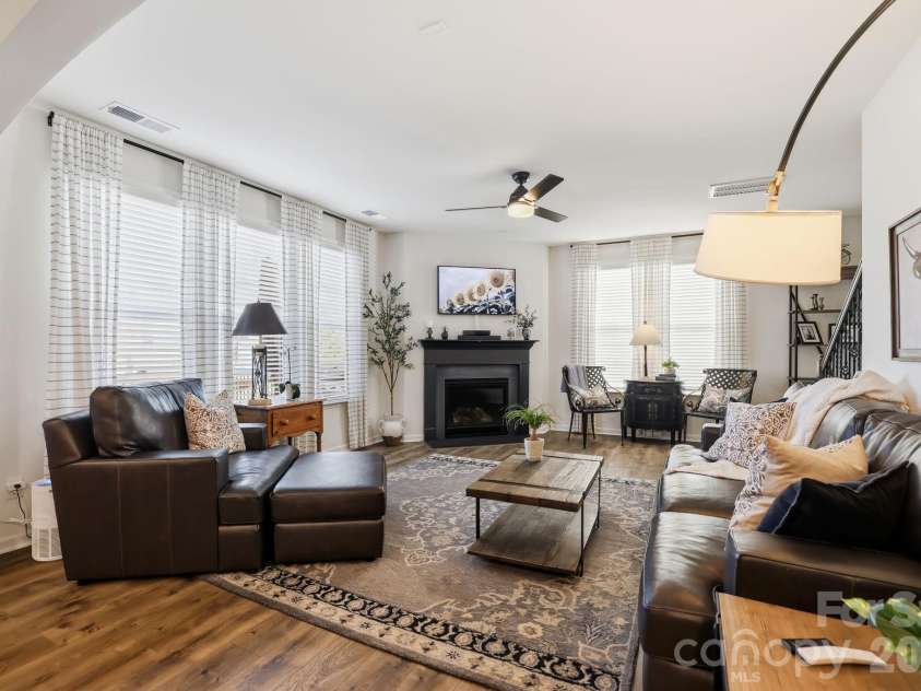 165 Morgans Branch Road, Belmont, NC 28012.  MLS# CAR4379357, YatesRealty ID 28140. Great Room