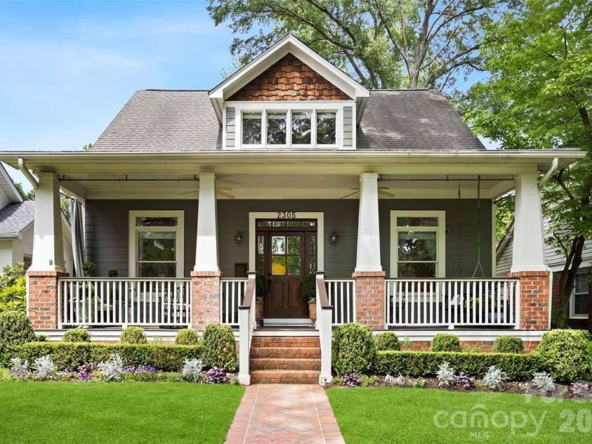 2305 Shenandoah Avenue, Charlotte, NC 28205.  MLS# CAR4380771, YatesRealty ID 28142. 