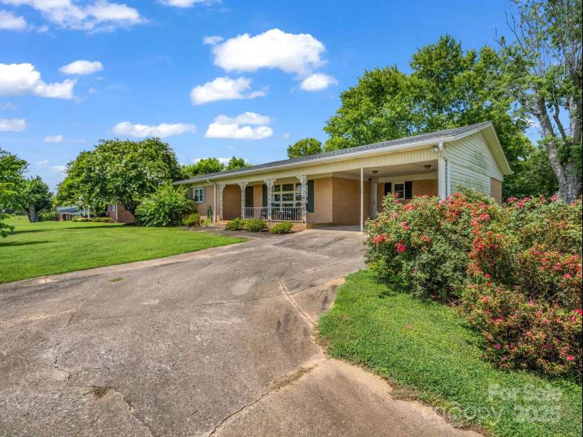 1638 Chase High Road, Forest City, NC 28043.  MLS# CAR4276362, YatesRealty ID 28143. 