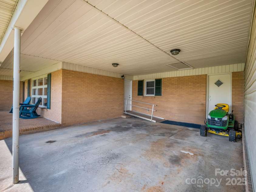 1638 Chase High Road, Forest City, NC 28043.  MLS# CAR4276362, YatesRealty ID 28143. 