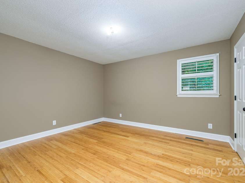 103 Sycamore Road, Salisbury, NC 28147.  MLS# CAR4265869, YatesRealty ID 28144. 3rd bedroom. Beautiful hardwood floor