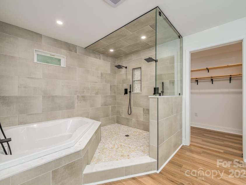 103 Sycamore Road, Salisbury, NC 28147.  MLS# CAR4265869, YatesRealty ID 28144. Master bathroom. Look at that large walkin shower and separate bath tub.